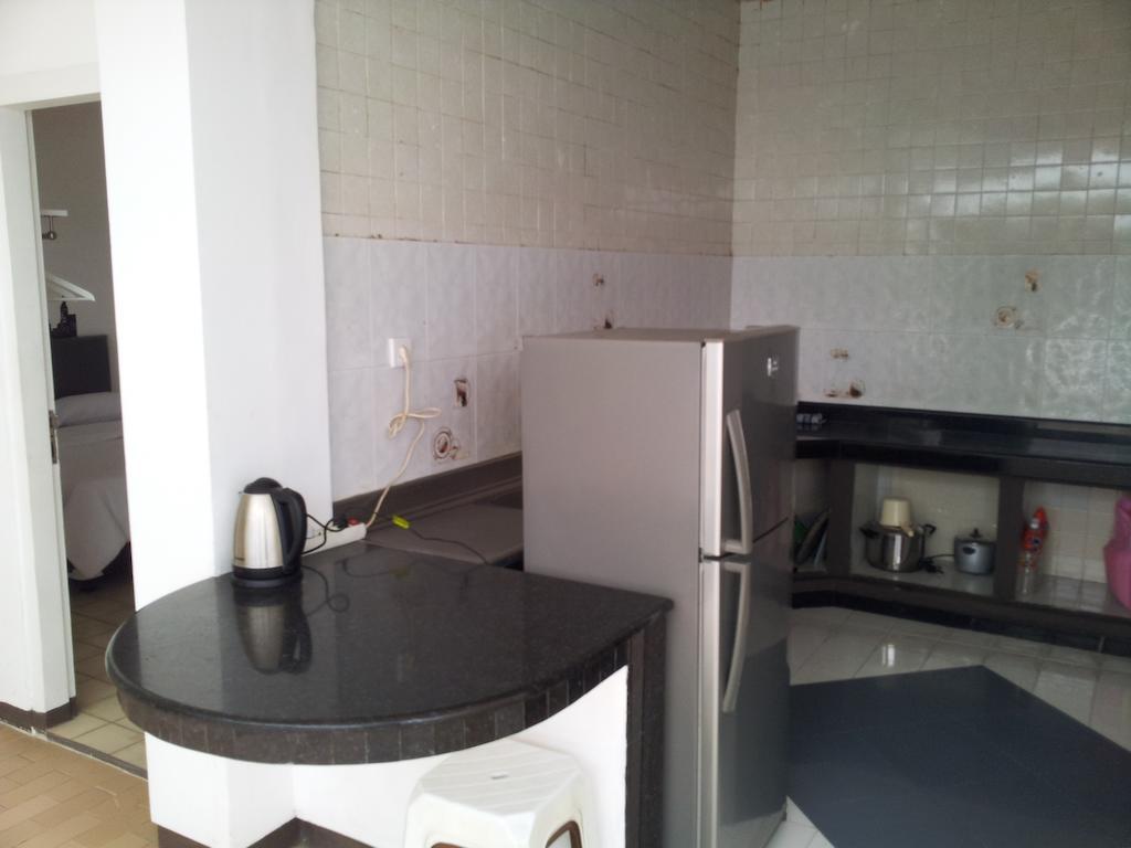 Loxy Inn Surabaya Kültér fotó